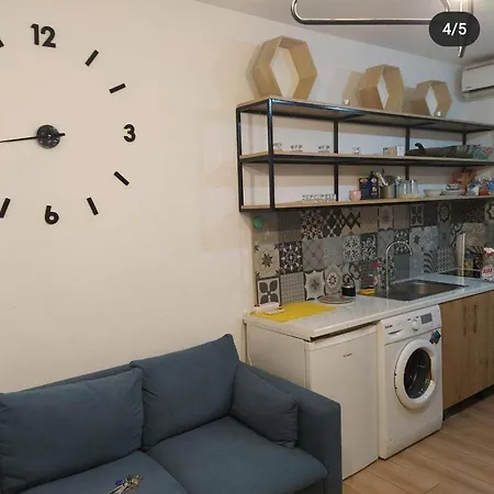 Lovely 1 Bedroom Near Eye Of * Tirana
