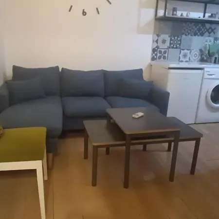 Lovely 1 Bedroom Near Eye Of
