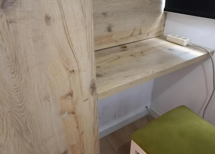 Lovely 1 Bedroom Near Eye Of דירה טיראנה